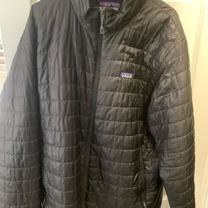 Patagonia Men's Black Puffer Jacket